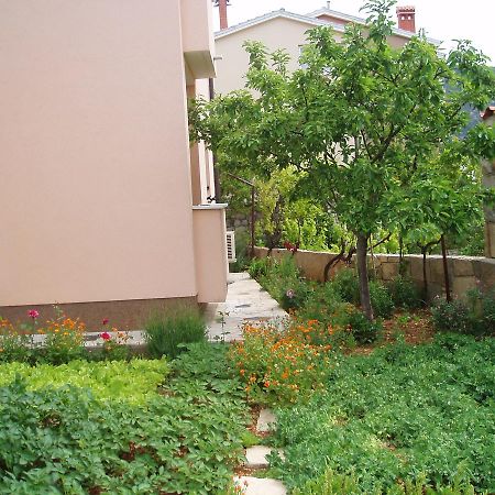 Apartment Orbanic Cres Exterior foto