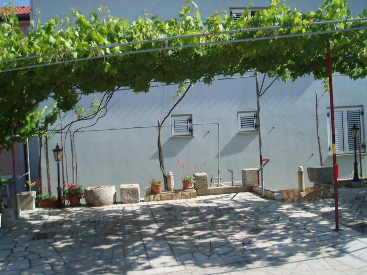 Apartment Orbanic Cres Exterior foto